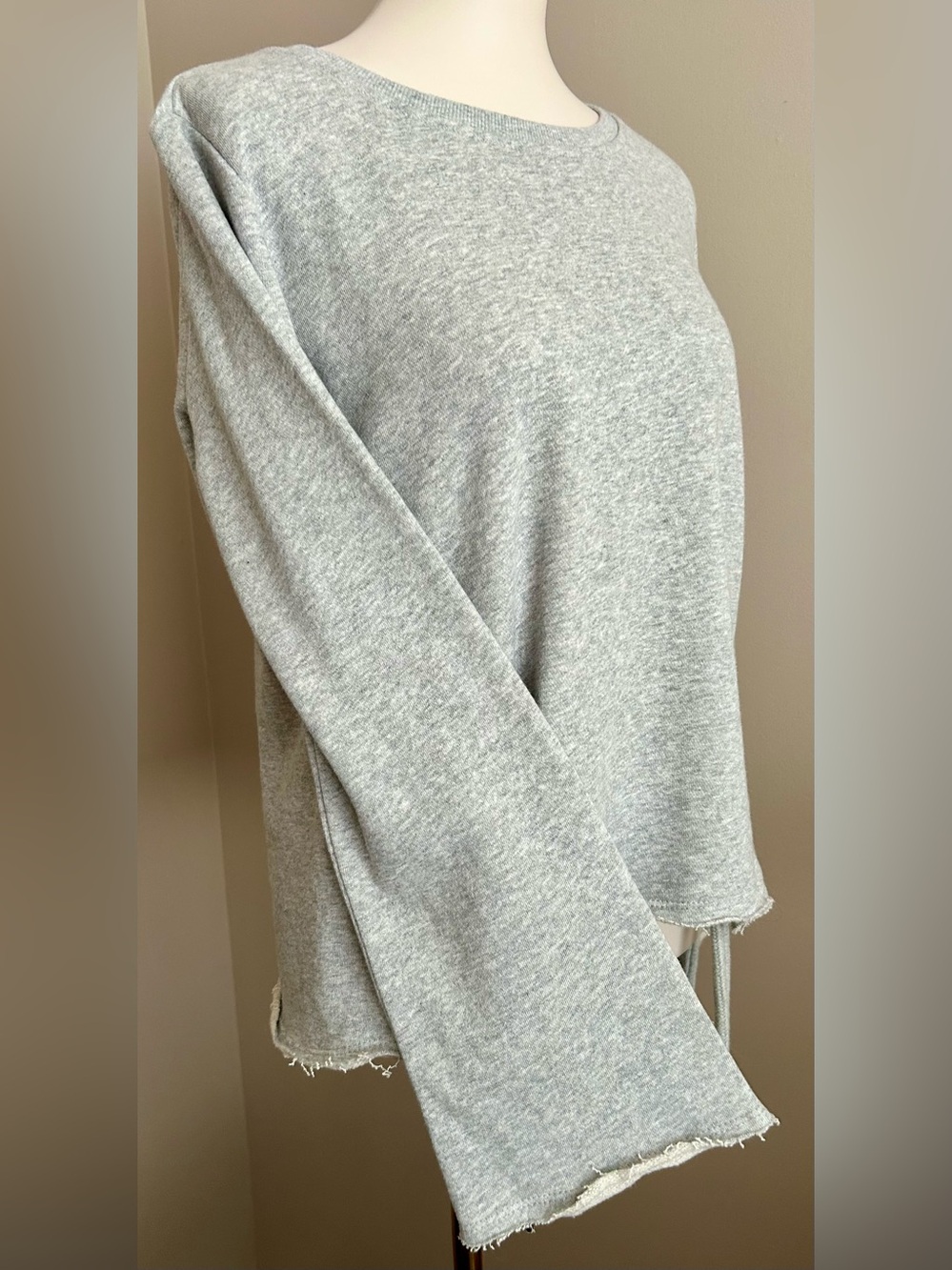 NWT - Betsey Johnson Performance Crop Braided Flare Sleeve Gray Sweatshirt - Picture 8 of 11